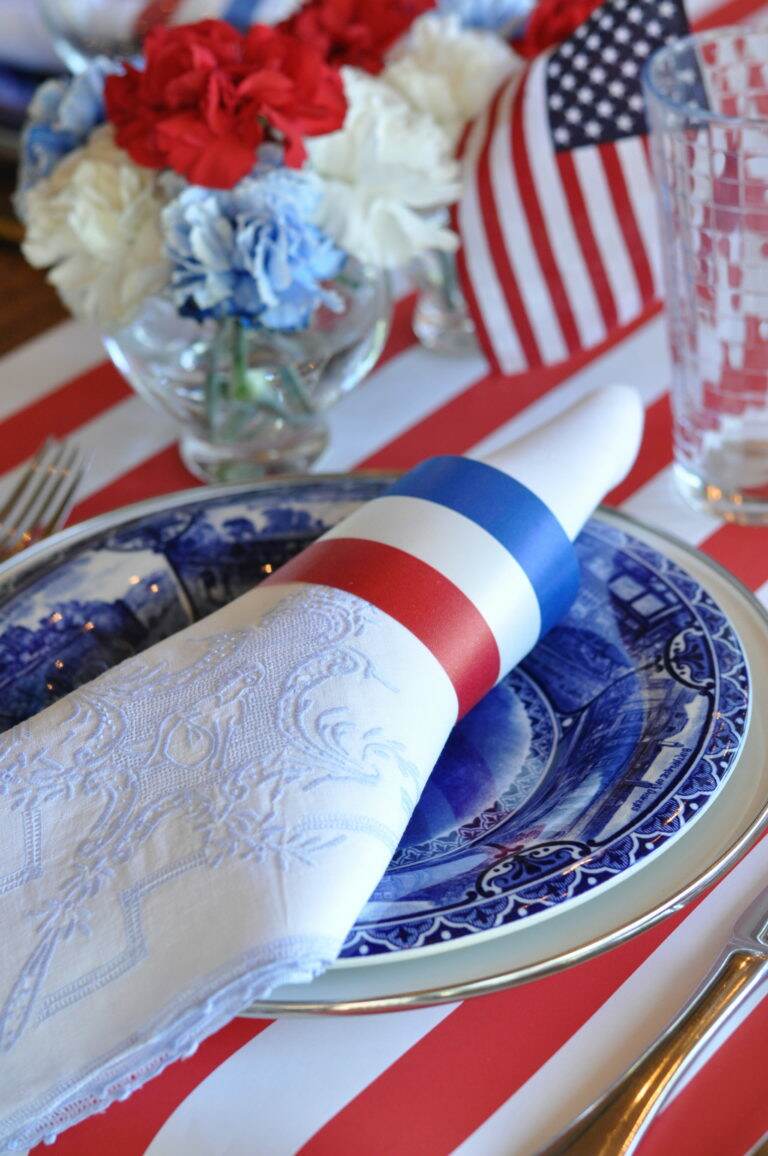 Setting the July 4th table