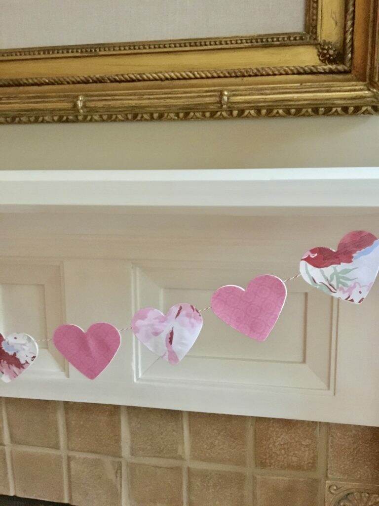 Easy Valentine Garland