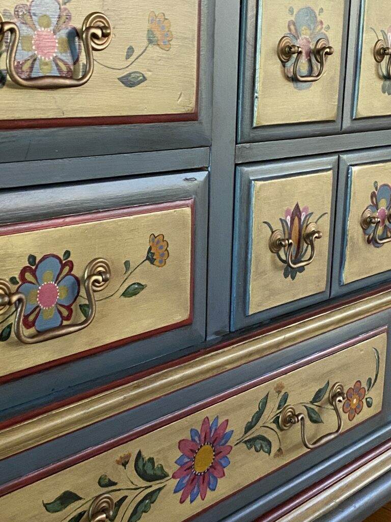 Hand painting Furniture