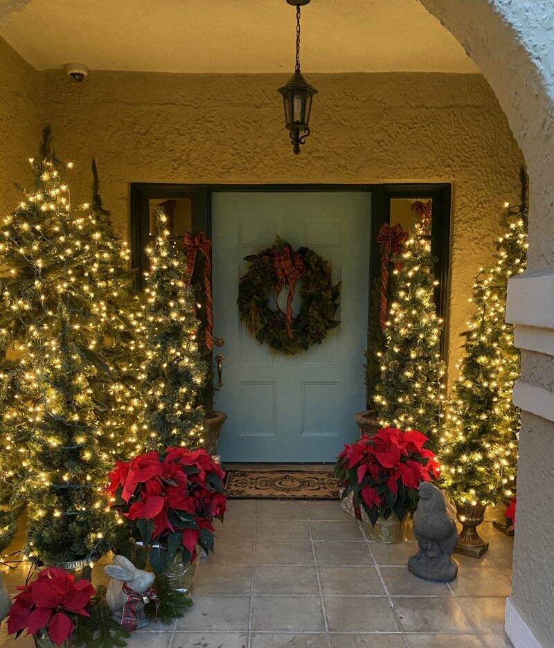 Holiday Front Porch Decor | Life at Bella Terra