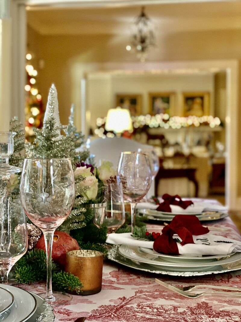 The Christmas Dinner Table | Life at Bella Terra